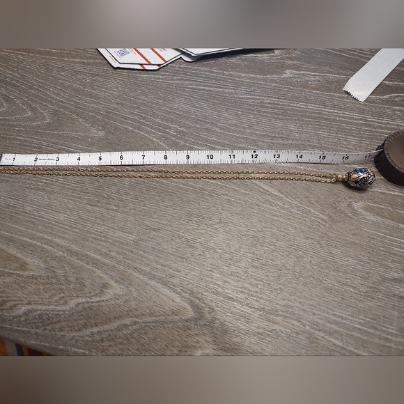 EUC Stunning Joan Rivers Vintage Egg Necklace - Picture 4 of 5